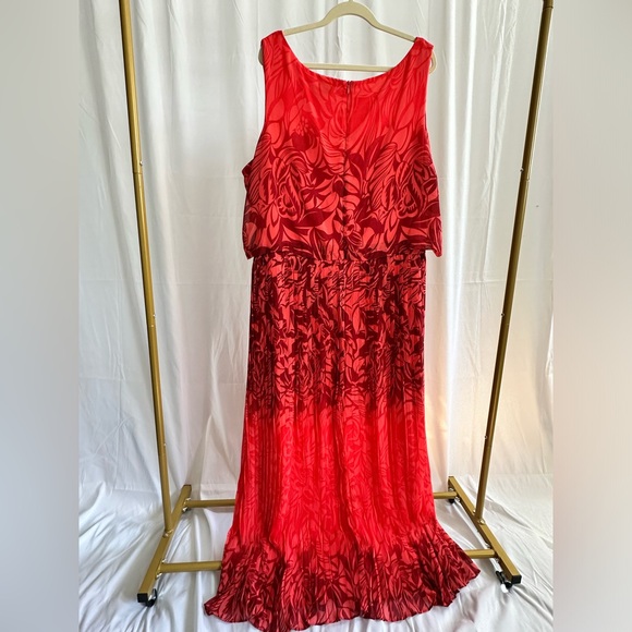 Gabby Skye Women’s Plus 24W Ombré Maxi Dress - Picture 7 of 9